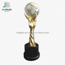 Trofeo del metal del sostenedor de oro de la aleación de la fuente de la aduana para el fútbol
